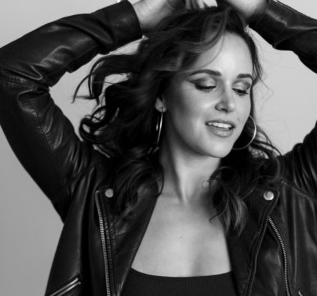 熟女潮吹きオンリーファンズ 美しいxxx 画像