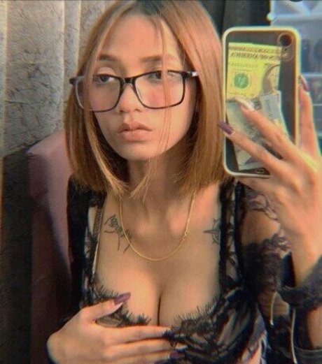 Akansha Laida 独占モデル アーカイブ