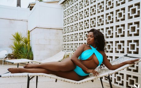 Aziza 完璧なポルノスター 写真