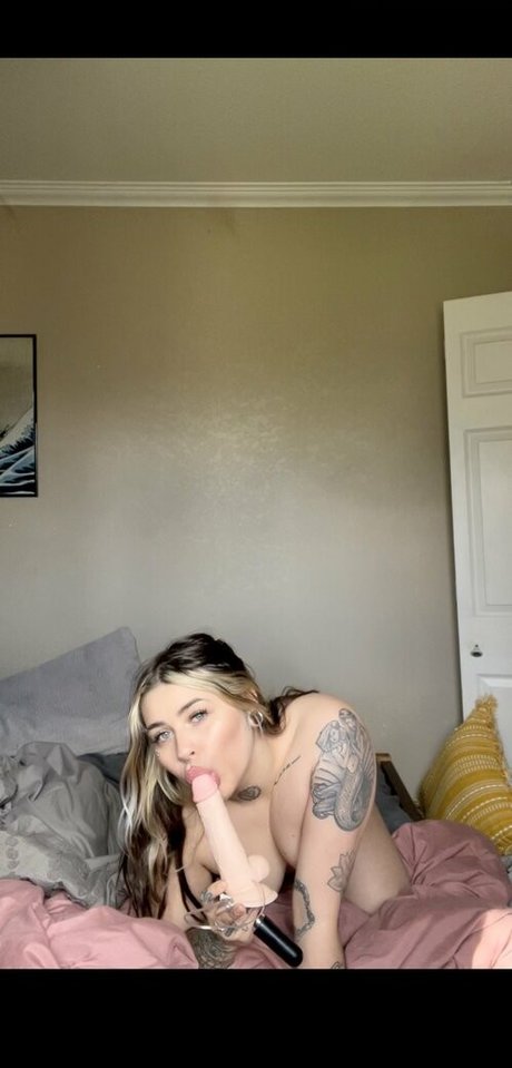 Madison Banks ホットなモデル 写真