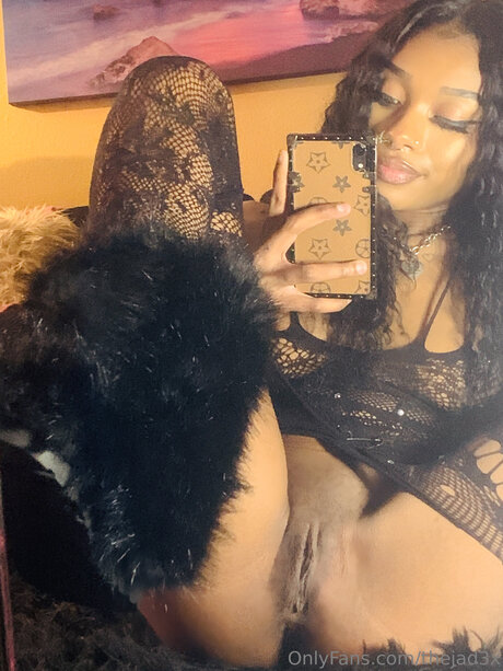 美しいラテン系オンリーファンズ ホットセクシー 写真
