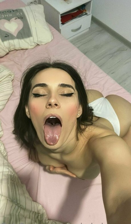 曲線美のアナルオンリーファンズ ホットxxx 写真