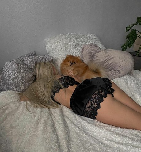 Sophyvibess ポルノスター 高品質 画像
