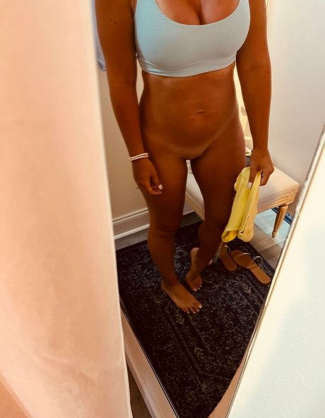 女性支配オンリーファンズ 美しい 写真