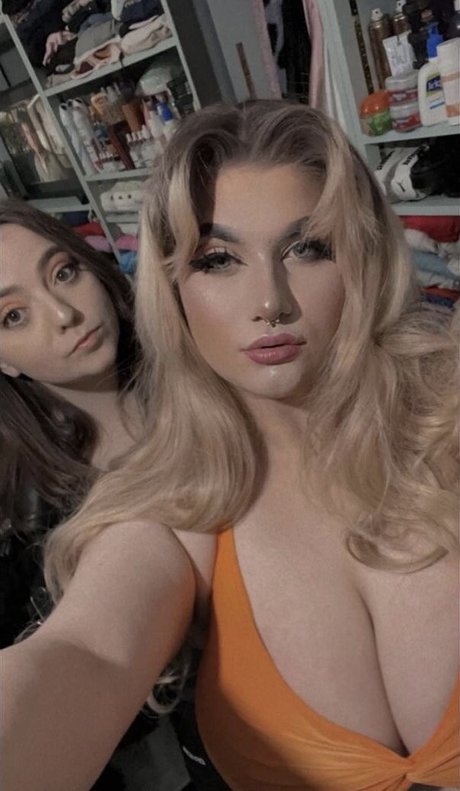 Sophie C ポルノ女優 画像