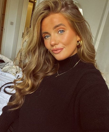 Emily Mather 美しいモデル 写真