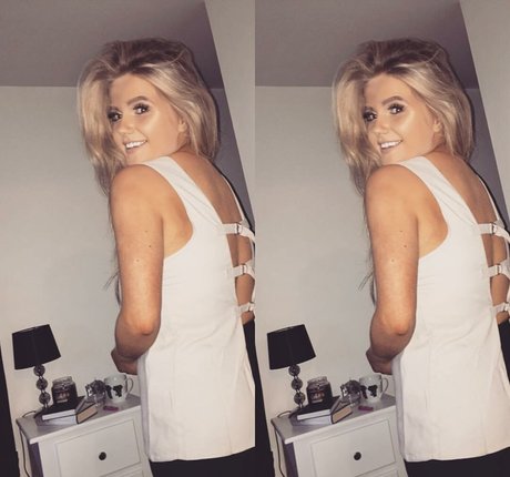 Emily Mather 高品質のポルノスター ギャラリー