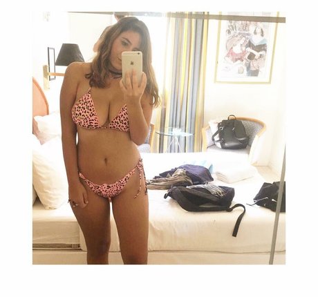 アナル エボニー オンリーファンズ ホットセクシー 画像