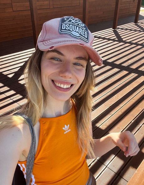 mvriaemiliv かわいいスター 画像