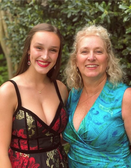 フェラチオ 射精 オンリーファンズ アート裸 写真