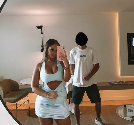 Alex Andrews ポルノスター セックス 画像