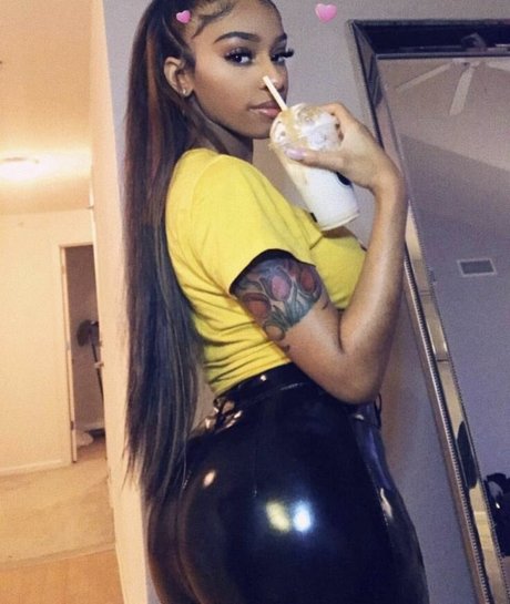 Realamarie 高品質スター ギャラリー