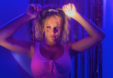 Gracie Diewald ポルノスター 素敵 写真