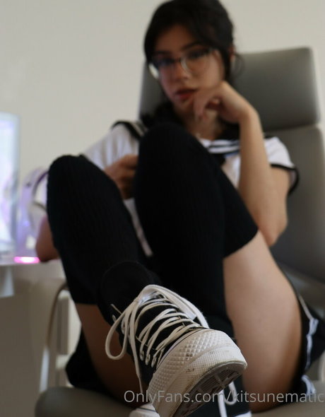 adestoex HD女優 画像