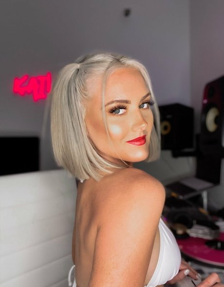 DJ Kaila Troy ポルノスター ホット 写真