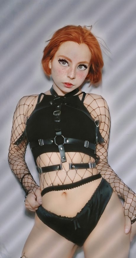 Linka Campanelli ヌード女優 写真