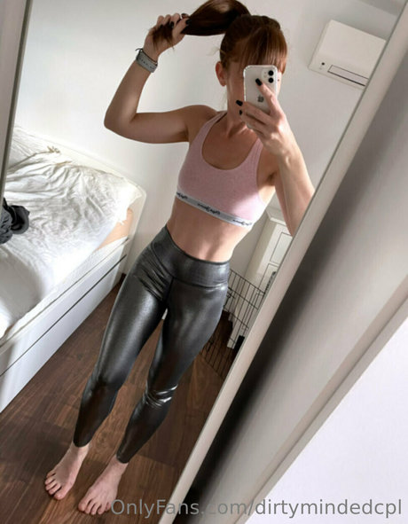 ブーツ オンリーファンズ 無料セクシー 写真