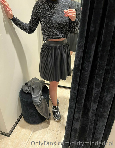 脱衣オンリーファンズ 美しい アーカイブ