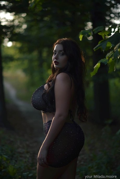 パンツ オンリーファンズ HD 画像