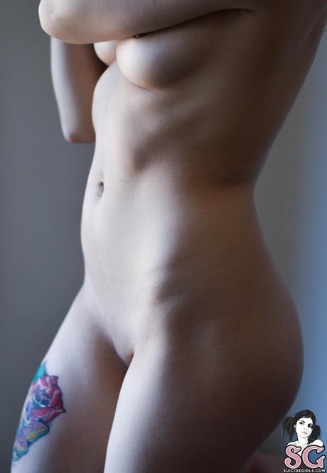 ビキニセックスオンリーファンズ 無料セクシー 画像
