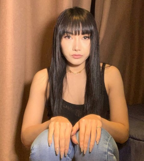 suziearomdee HDモデル 画像