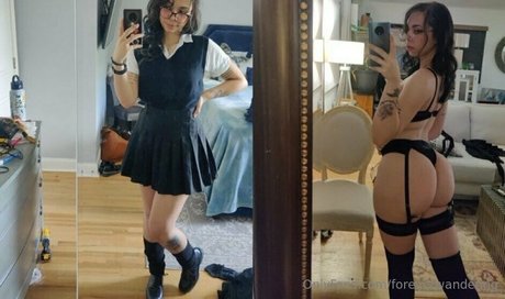 美しい黒檀のオンリーファンズ ホットセックス ギャラリー