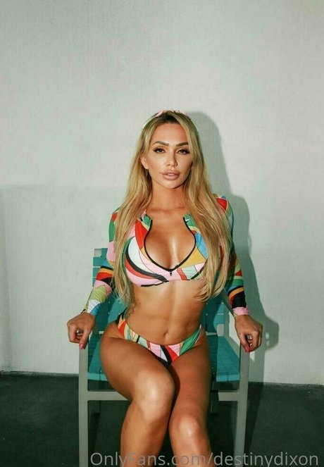 ビーチセックスオンリーファンズ 美しい裸 画像