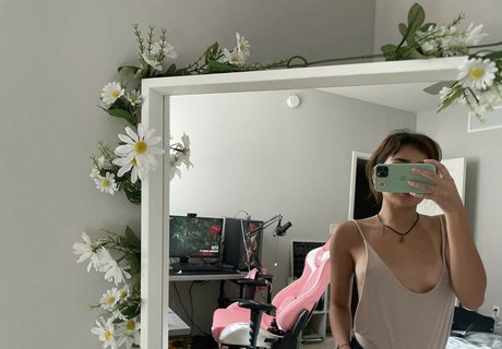 黒檀のお尻オンリーファンズ 無料xxx 写真