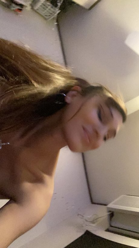 Tiffany Botello ポルノスター ホット 画像