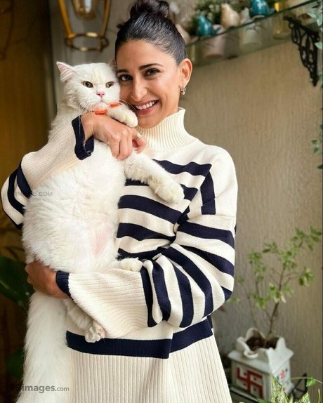 Aahana Kumra ヌードスター アーカイブ