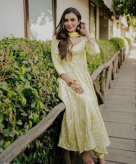 Ankitta Sharma ヌードモデル 画像