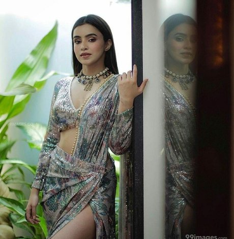 Ankitta Sharma かわいいモデル ギャラリー