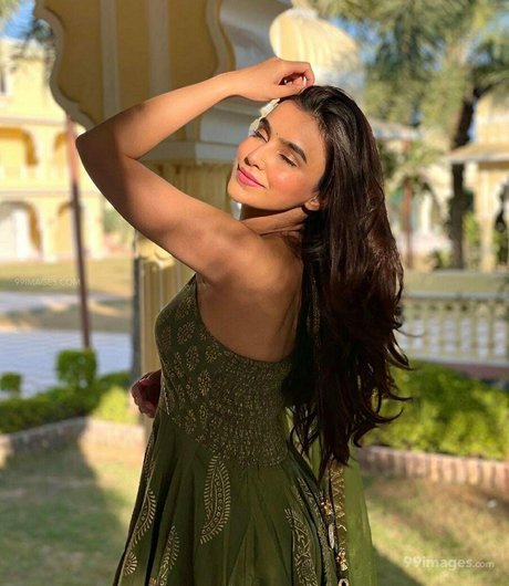 Ankitta Sharma ポルノスター 写真