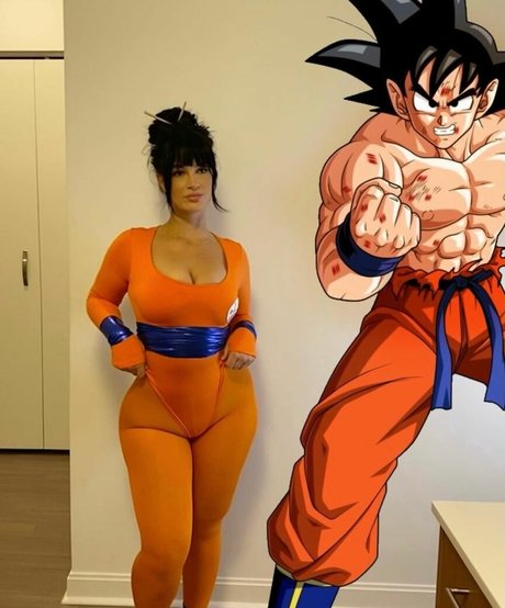 セクシーなラテン系オンリーファンズ セクシーヌード 画像