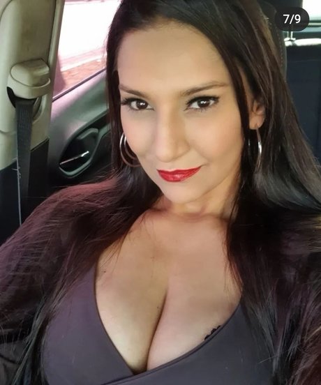 Jee Trindade ポルノスター セクシー 画像