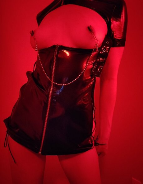 Ninja Dee ヌードモデル 写真