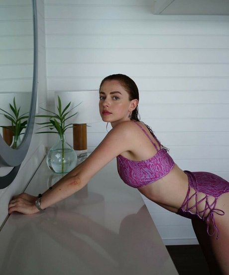 Annalisa Scarrone アダルトモデル 写真