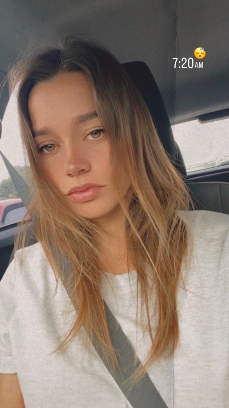 Tatiana Chiaia セックス女優 画像