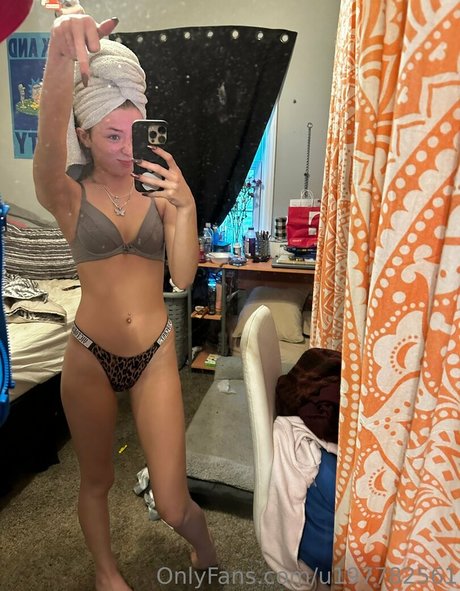 カップルのオンリーファンズ 無料ヌード 画像