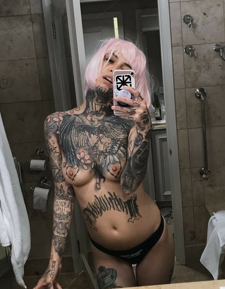 Yasvo セックスモデル 写真
