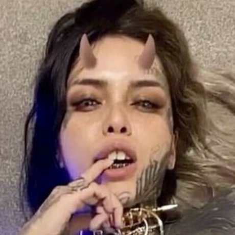 Yasvo かわいいスター ギャラリー