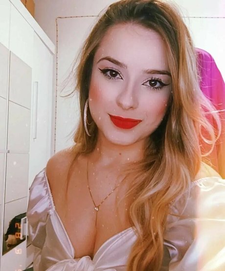 Rafaela Riggs アダルト女優 写真