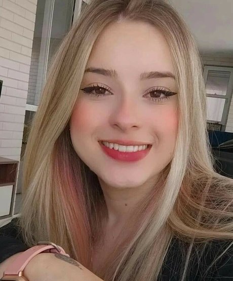 Rafaela Riggs ヌード女優 写真