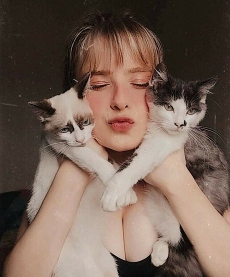 Rafaela Riggs セックススター 写真