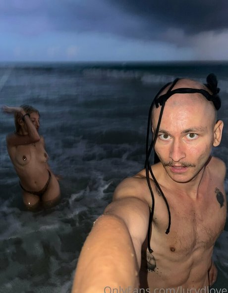 小人ヌードオンリーファンズ セクシーxxx 写真