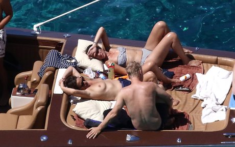 Jade Jagger ポルノスター HD 写真