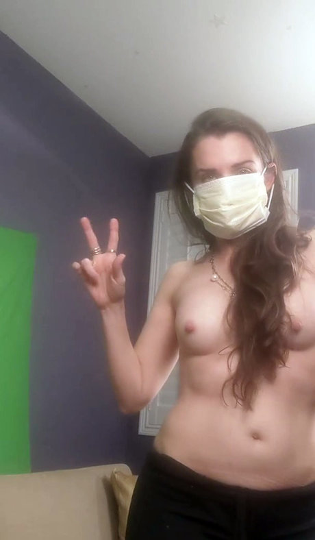 ぽっちゃりブロンドオンリーファンズ 無料裸 写真