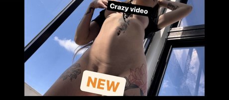 Karin Negative セックスモデル 写真