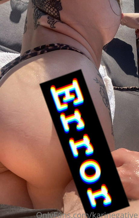 Karin Negative スター 裸 画像