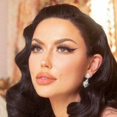 ランジェリーヌードオンリーファンズ ホットセクシー 画像